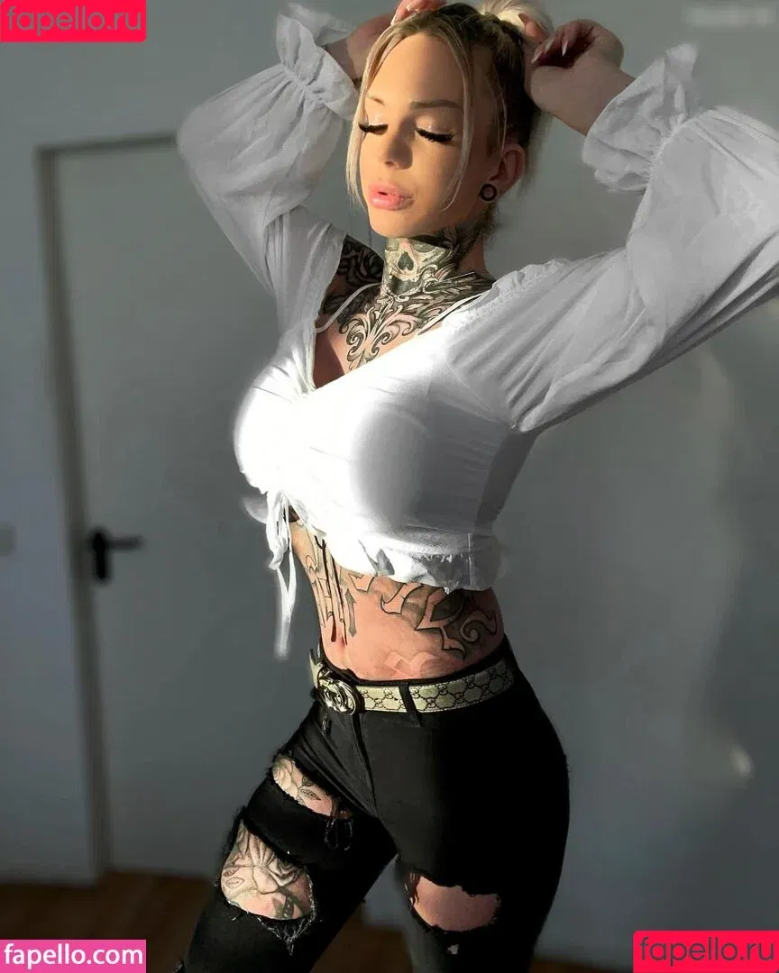 TS-MiaDeluxxe Transgirl / ts-miadeluxxe Onlyfans Photo Gallery 