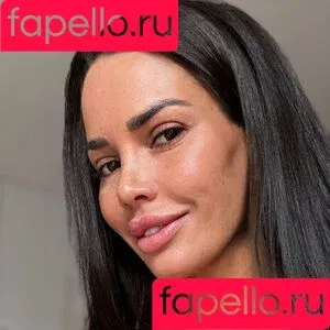 Chloe Lamour / chloe_lamourxx / chloelamour Onlyfans Photo Gallery 