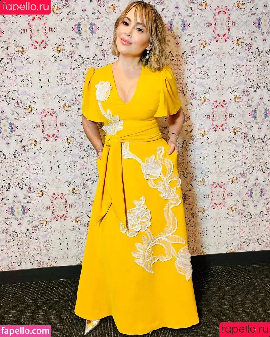 Alyssa Milano / alyssa_milano / milano_alyssa Onlyfans Photo Gallery 