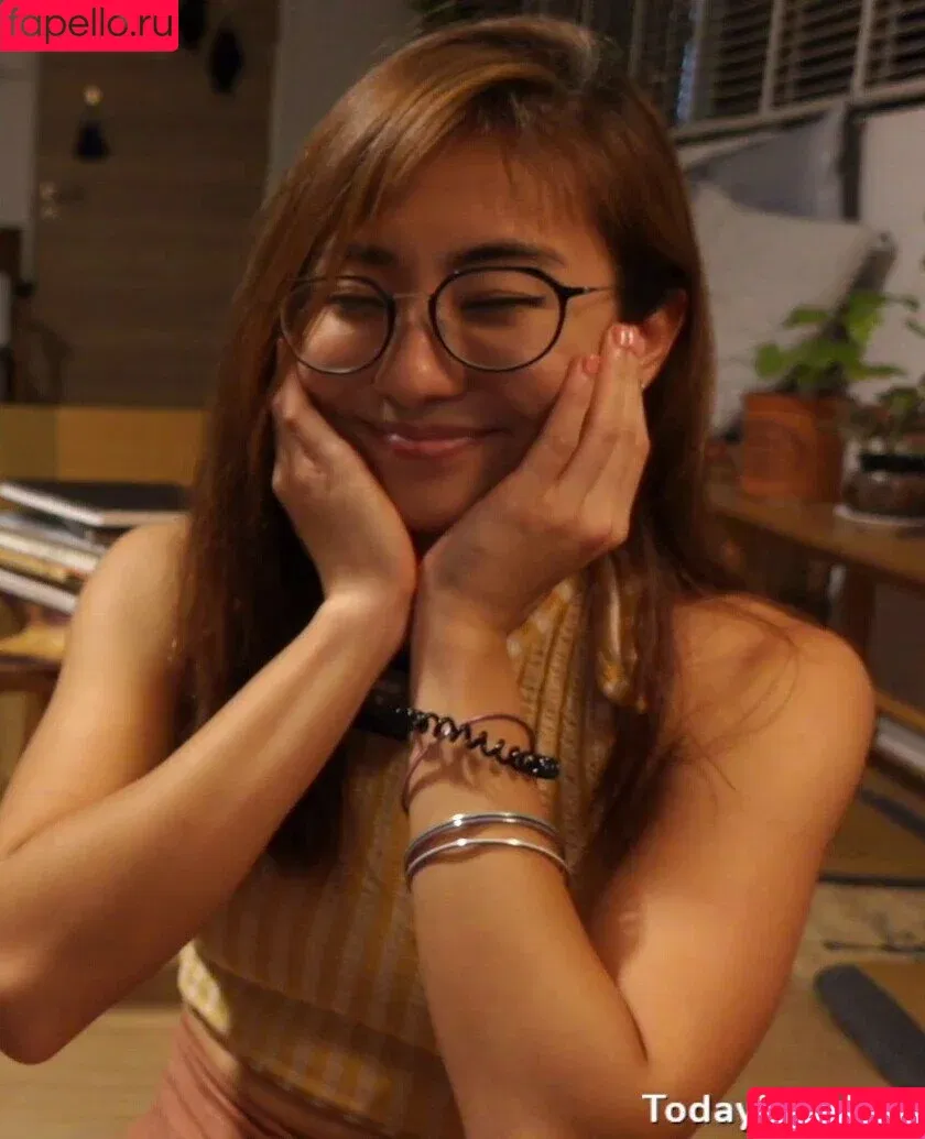 Zumi / zestyzumi Onlyfans Photo Gallery 