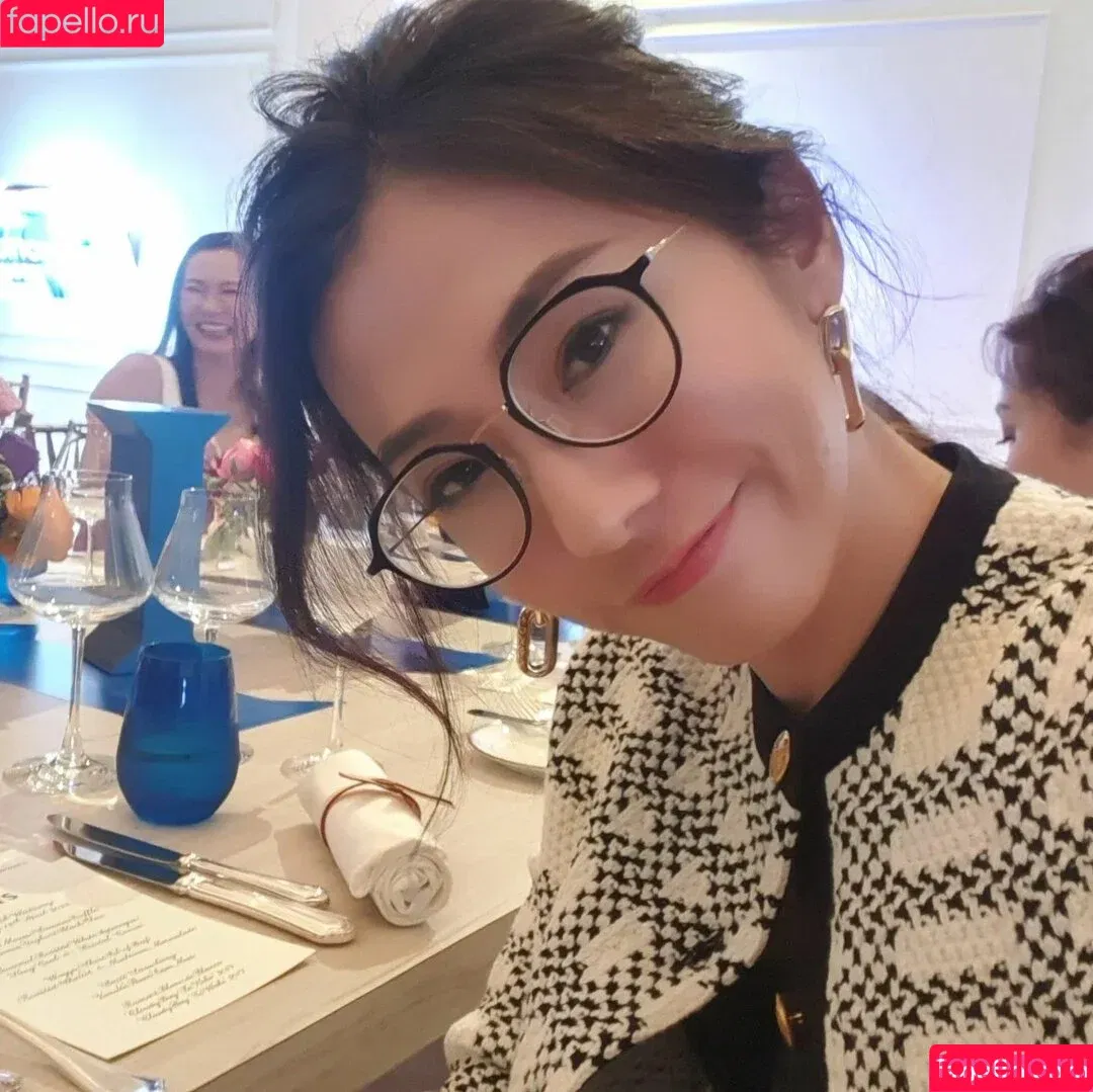 Zumi / zestyzumi Onlyfans Photo Gallery 