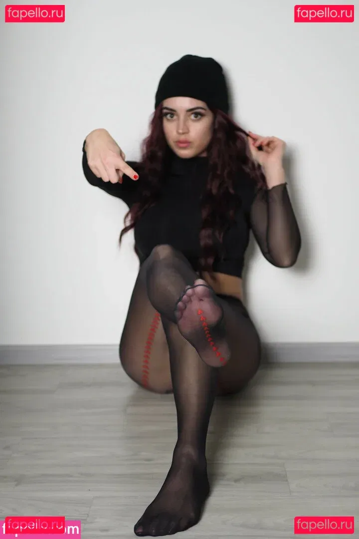 Monie Kulh Onlyfans Photo Gallery 