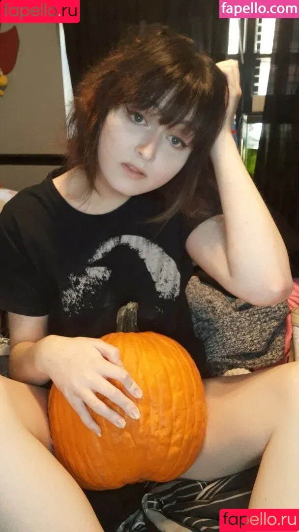 Raven / itsravenhunty_ / korvid_snd Onlyfans Photo Gallery 