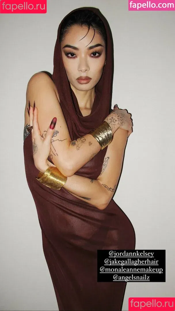 Rina Sawayama / rinasonline / soyjotaeme Onlyfans Photo Gallery 