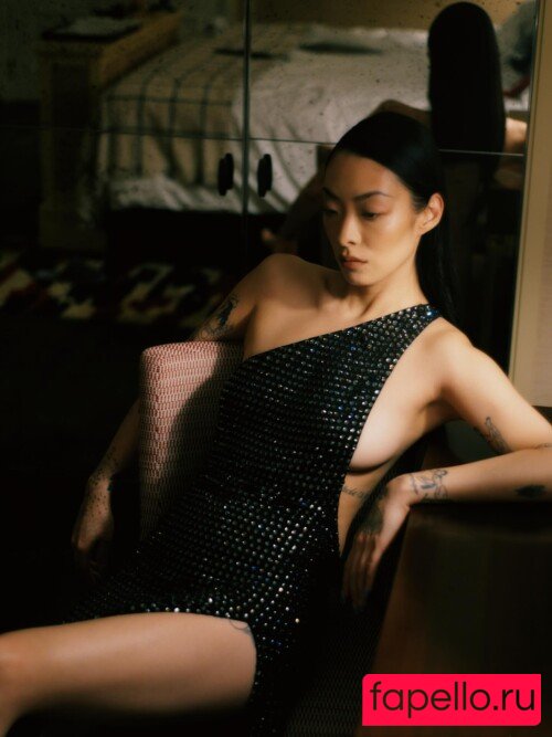 Rina Sawayama / rinasonline / soyjotaeme Nude Onlyfans Photo 17