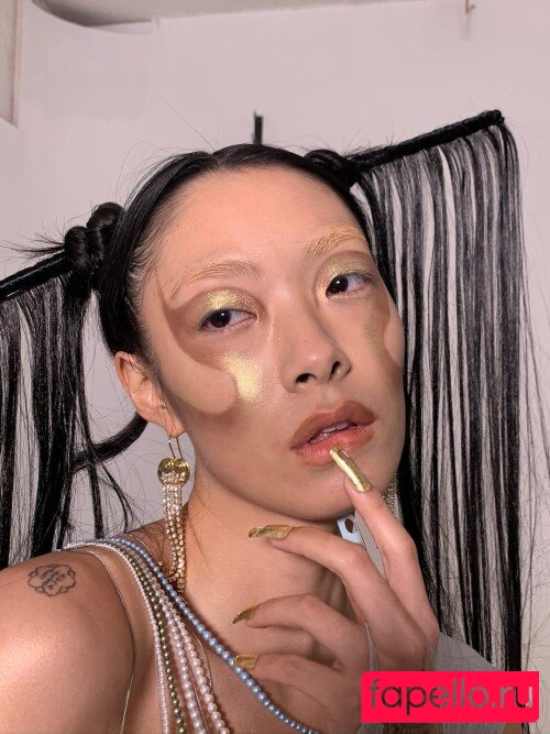 Rina Sawayama / rinasonline / soyjotaeme Nude Onlyfans Photo 10