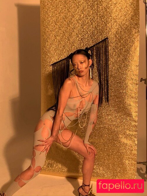 Rina Sawayama / rinasonline / soyjotaeme Nude Onlyfans Photo 7