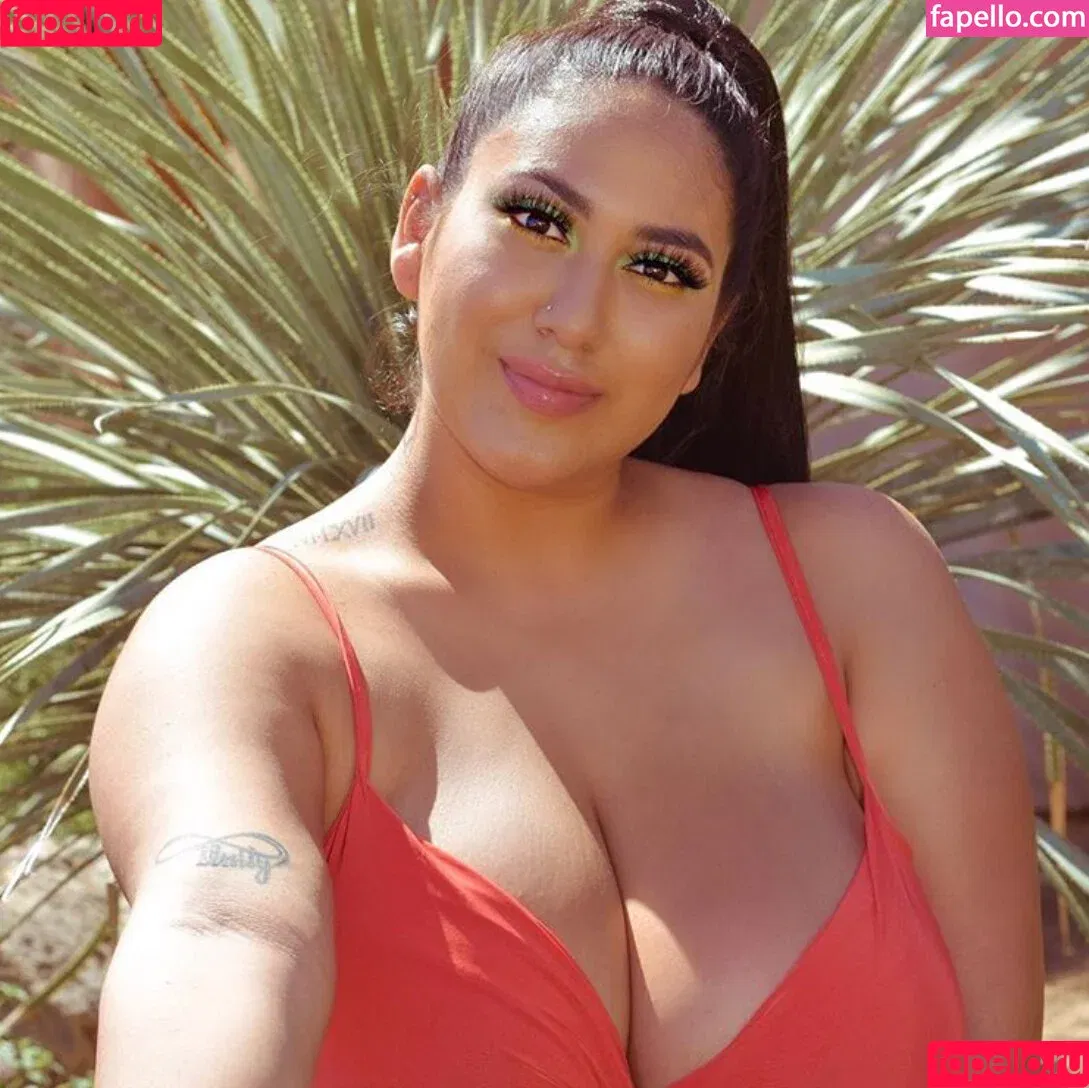 realroses / roserayy Onlyfans Photo Gallery 