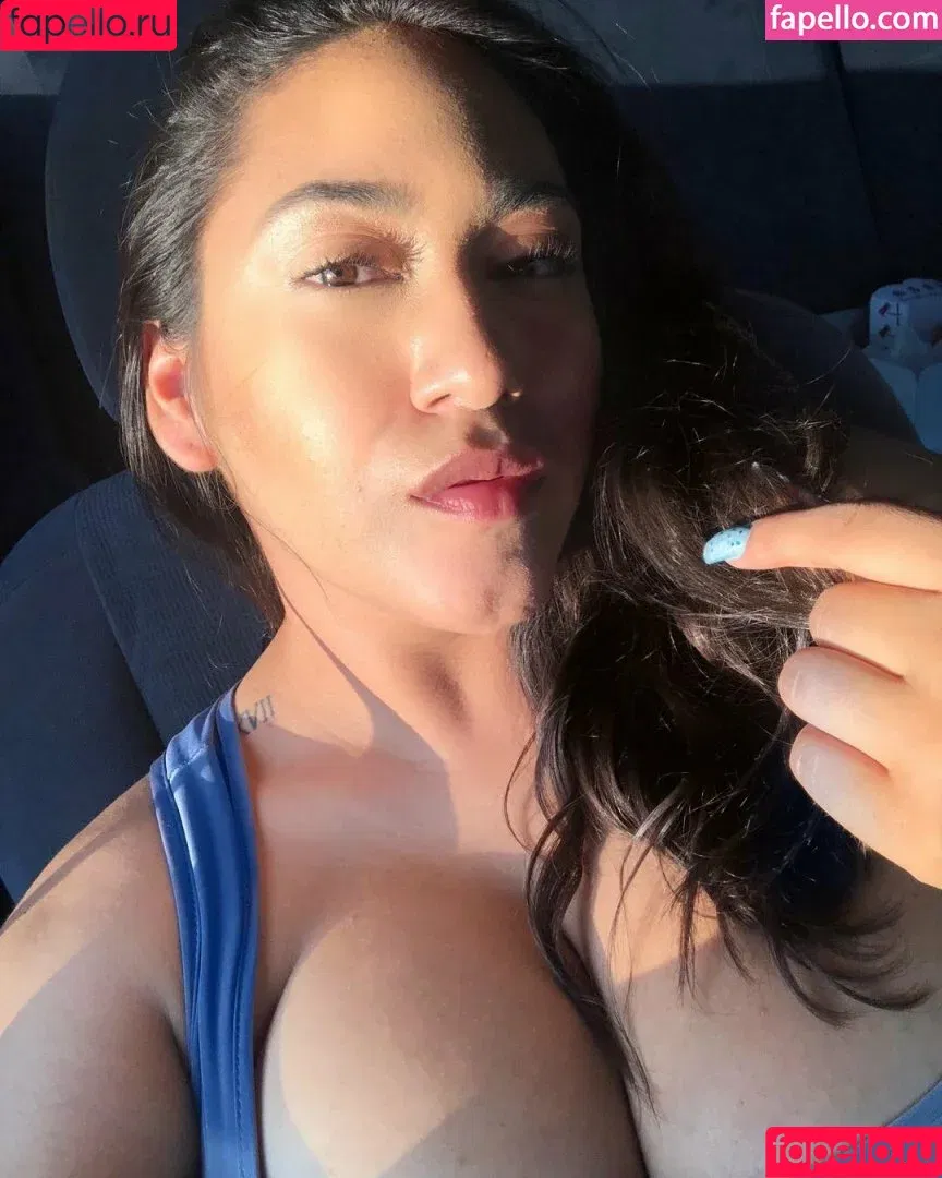 realroses / roserayy Onlyfans Photo Gallery 