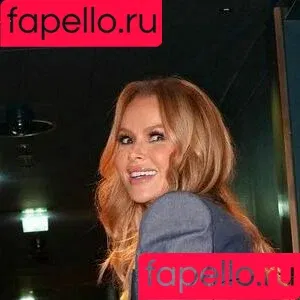 Amanda Holden / noholdenback Onlyfans Photo Gallery 