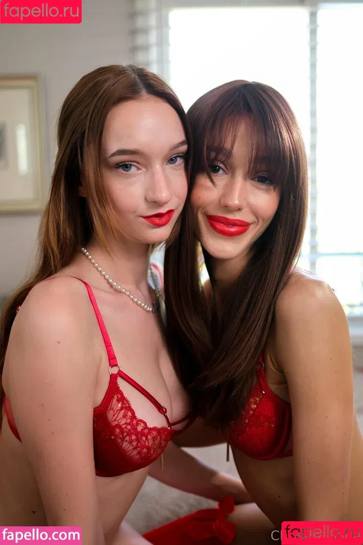 christinasage / christinasagee Onlyfans Photo Gallery 