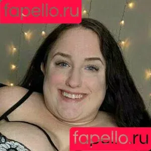 thiccmochahips / toomuchfalyfe Onlyfans Photo Gallery 