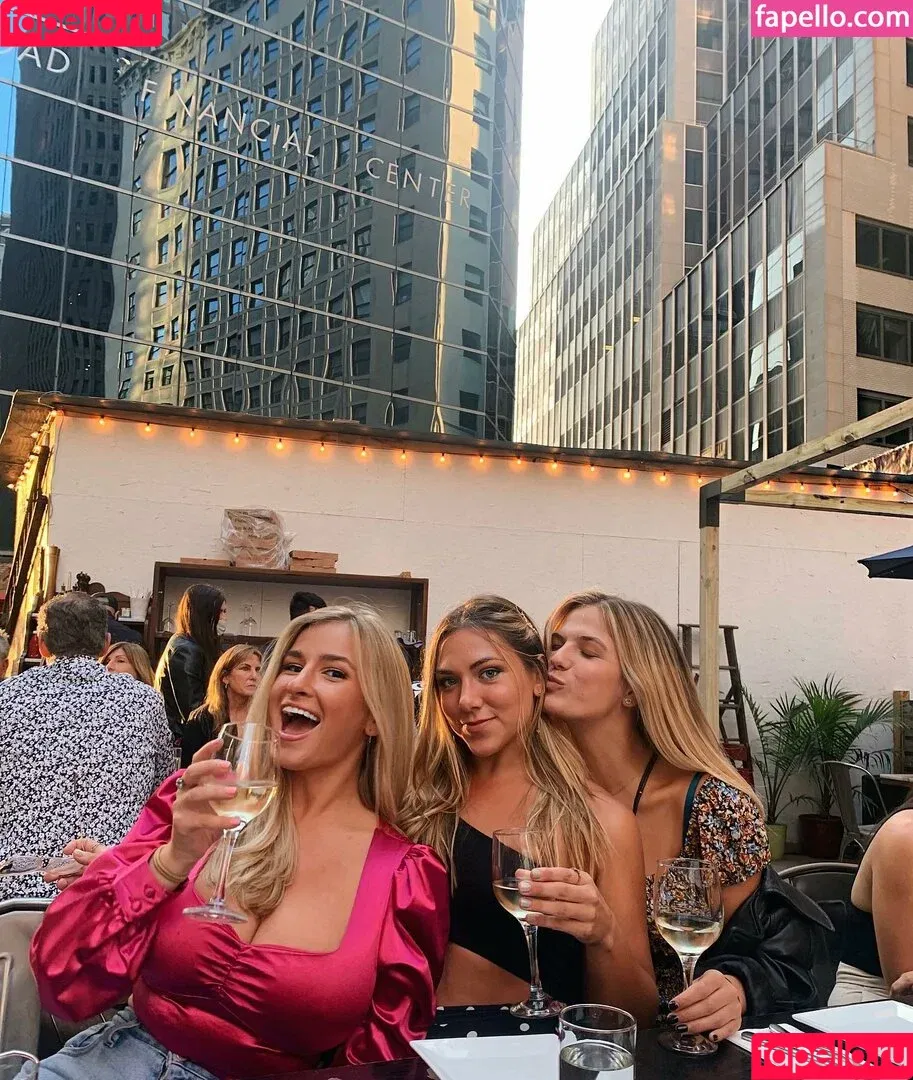 Taylor Z / taytayzal / zutaylor Onlyfans Photo Gallery 