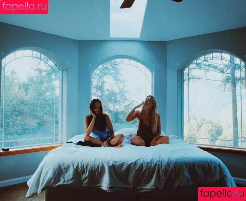 Kaya Corbridge / hempresskc / kayacorbridge / kelizabethc Onlyfans Photo Gallery 