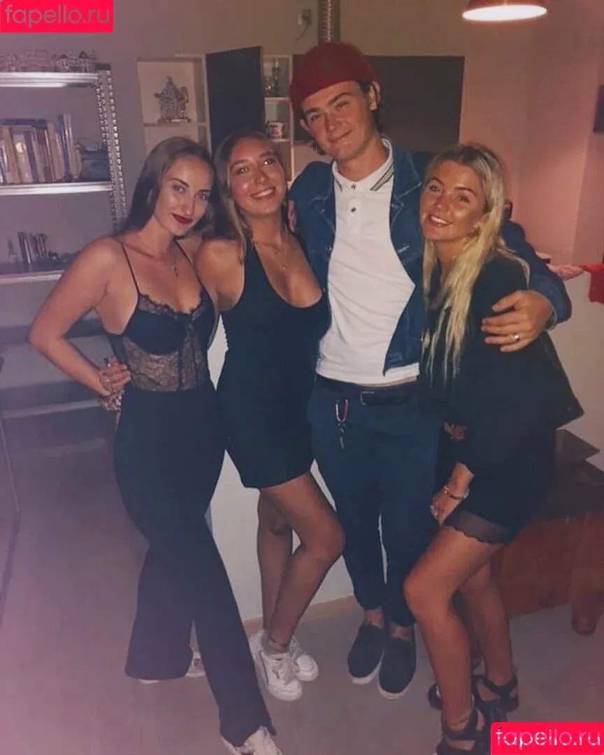 Kaya Corbridge / hempresskc / kayacorbridge / kelizabethc Onlyfans Photo Gallery 