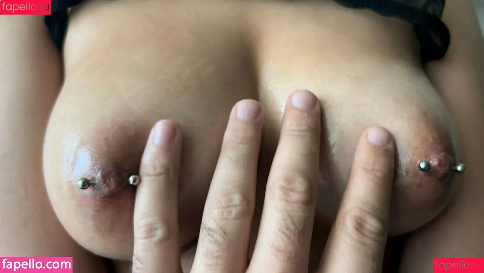 e_m.w / emw.xxx Onlyfans Photo Gallery 