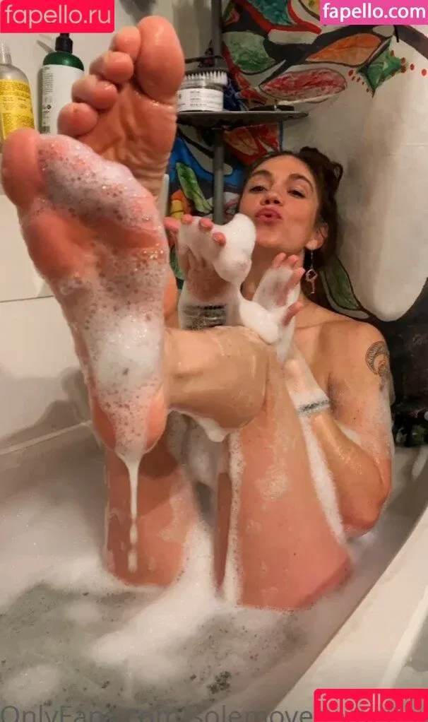 solemoves_yogitoes / yogamovesyouckburk Onlyfans Photo Gallery 