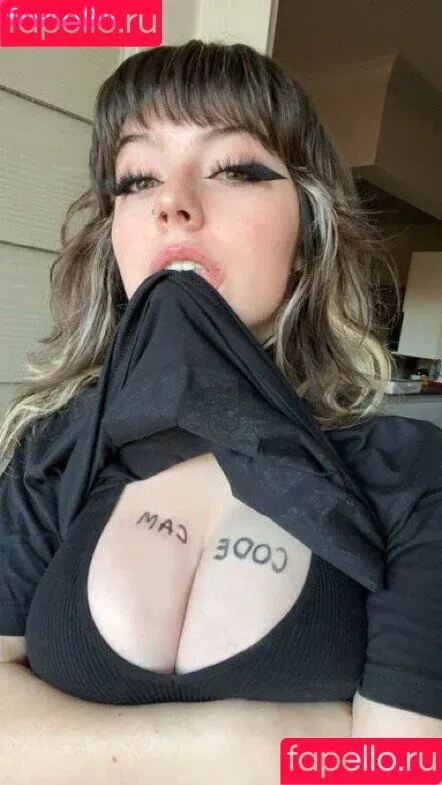 Cam / Waluiguigui / vaviri Onlyfans Photo Gallery 