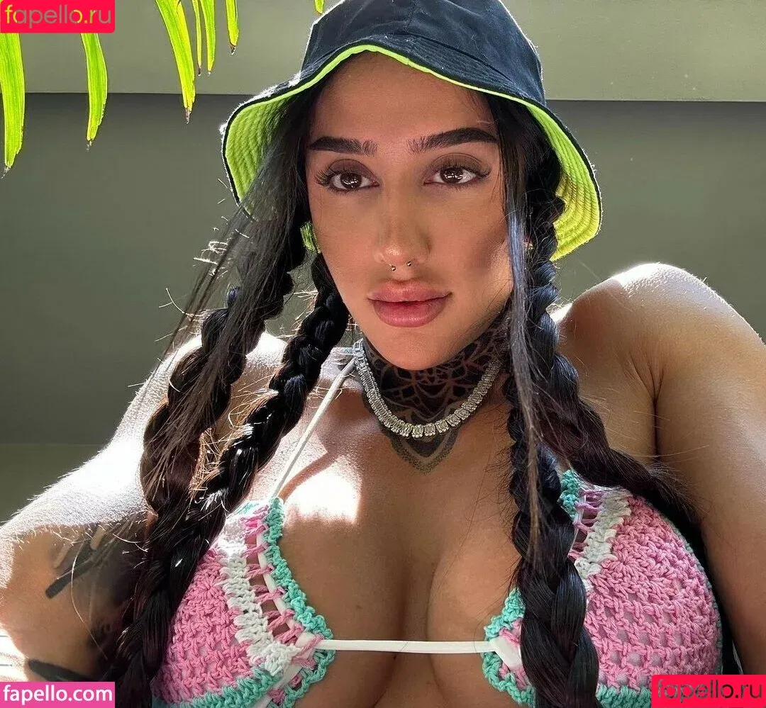 Bakhar Nabieva / bakhar / bakharnabiev_a / bakharnabieva / Бахар Набиева Onlyfans Photo Gallery 