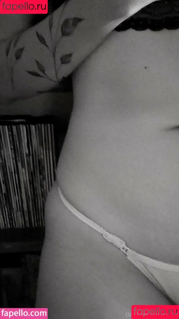 mialat / mialat_ Onlyfans Photo Gallery 