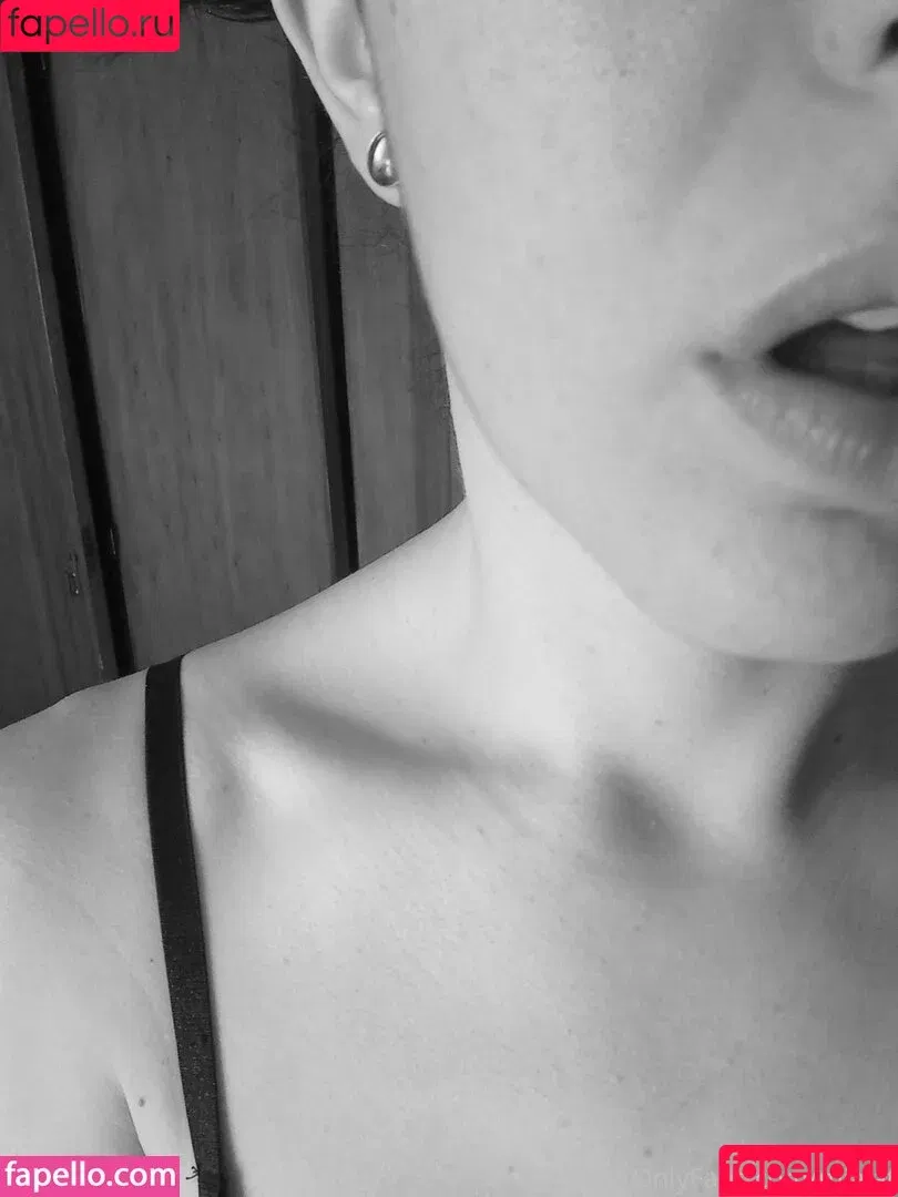 mialat / mialat_ Onlyfans Photo Gallery 