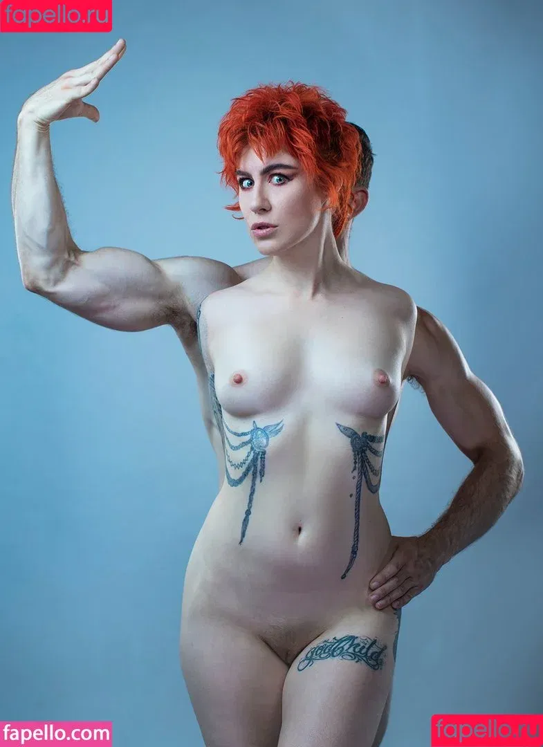 Comicbookgirl19 / DanikaXIX / pirateflagnislandgirl Onlyfans Photo Gallery 