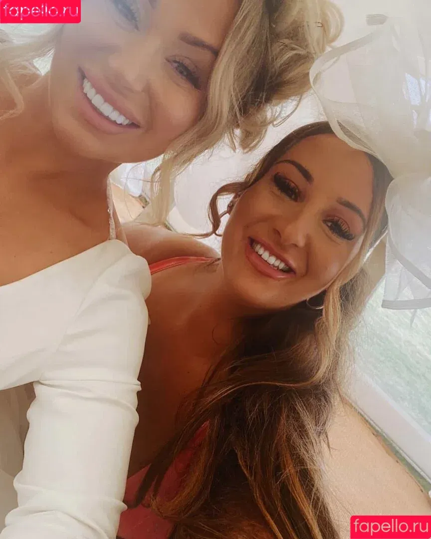 Stephanie Bebb / bustybrunettes / miss_bebb / stephanie_bebb Onlyfans Photo Gallery 