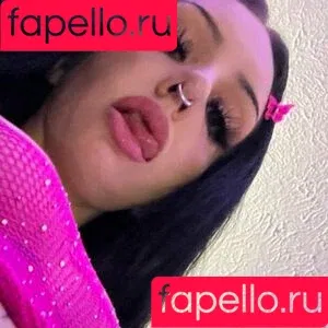 Roxy Rain / roxyraiin / roxyrainn Onlyfans Photo Gallery 