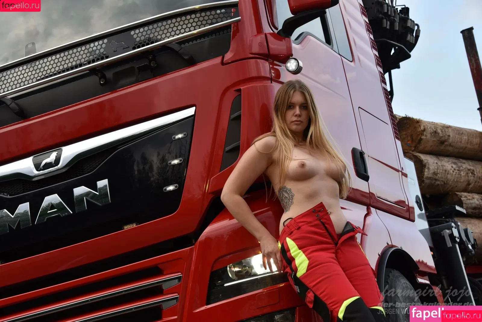 Farmgirl JoJo / farmgirl_jojo / https: Onlyfans Photo Gallery 