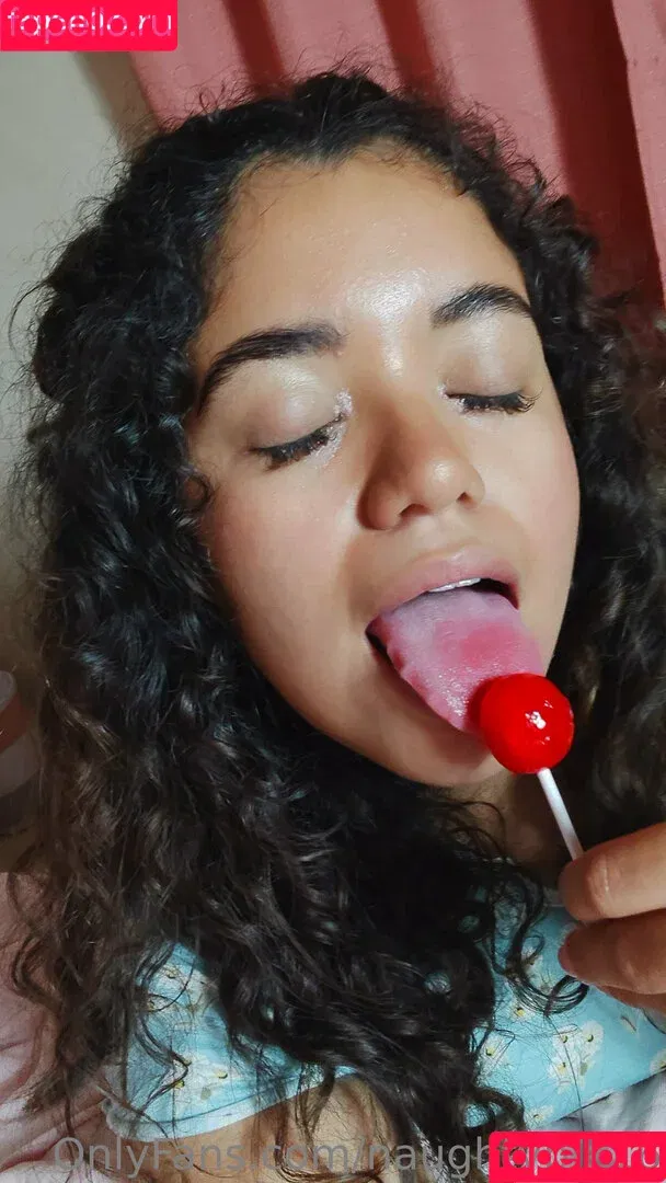 naughtypie16 Onlyfans Photo Gallery 