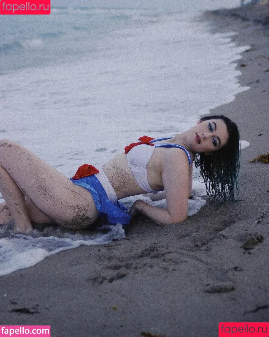 Jessie Paege / https: / jessiepaege Onlyfans Photo Gallery 