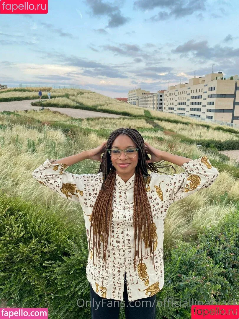 lina___black / officiallinablack Onlyfans Photo Gallery 