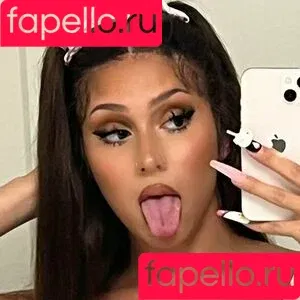 xoxnaughtynatti / xoxonatt Onlyfans Photo Gallery 