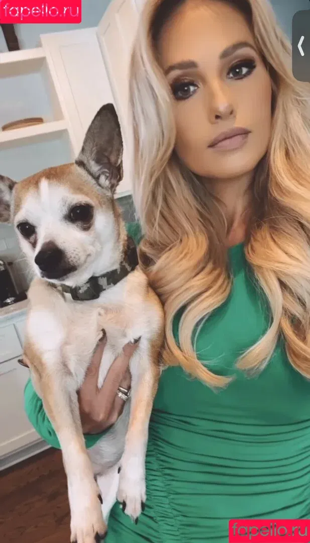 Tomi Lahren / tomilahren Onlyfans Photo Gallery 