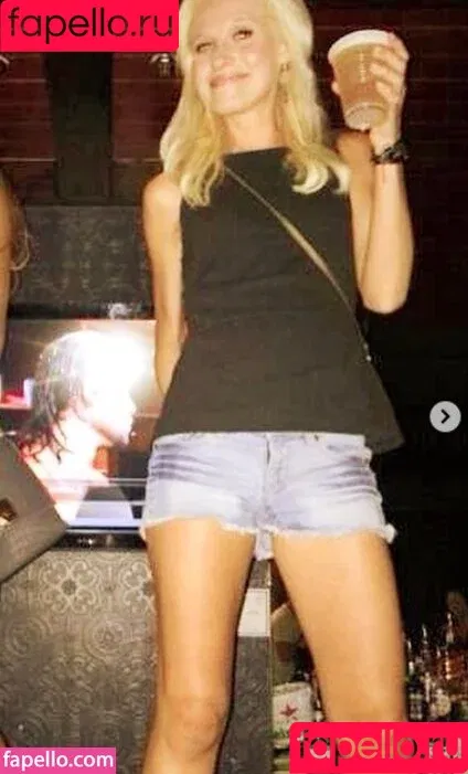 Tomi Lahren / tomilahren Onlyfans Photo Gallery 