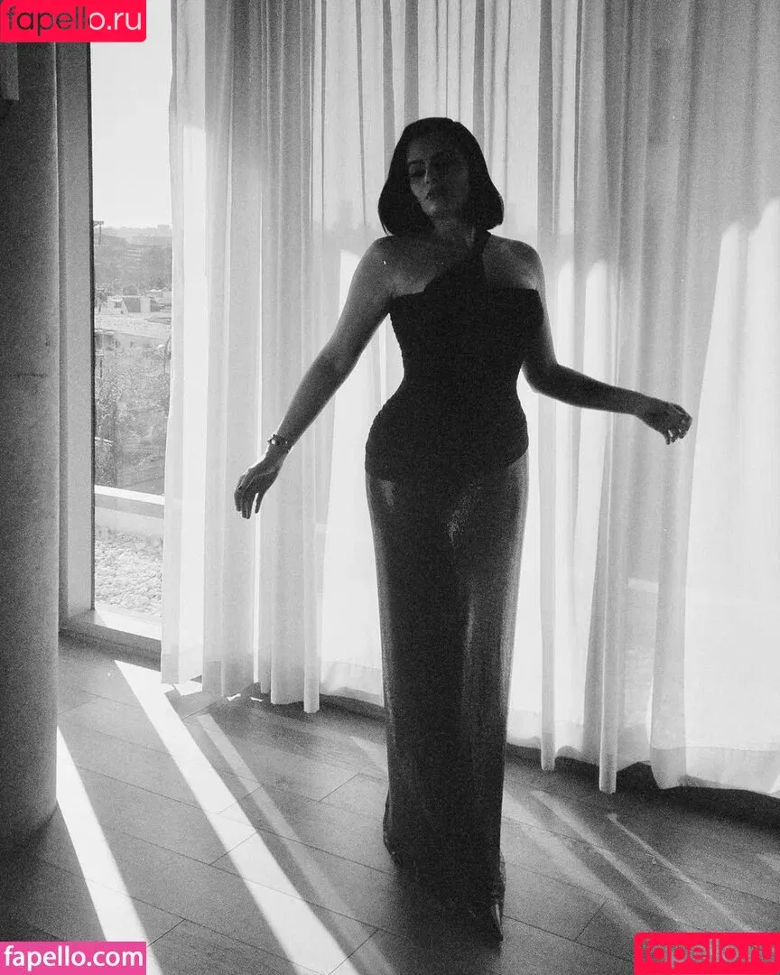 Nava Mau / NavaMau Onlyfans Photo Gallery 