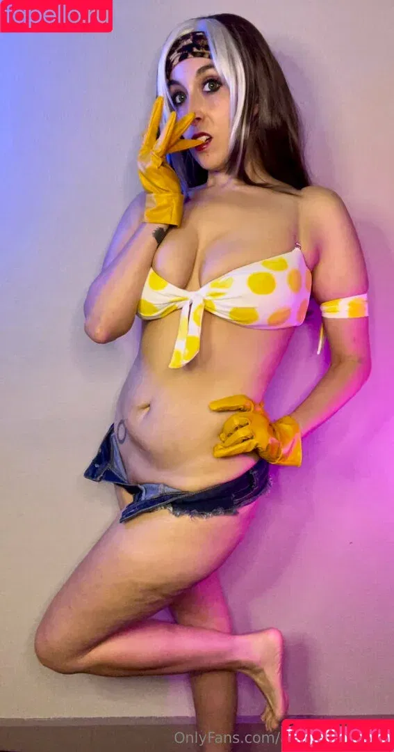 athenarose611 / realathenarosee Onlyfans Photo Gallery 