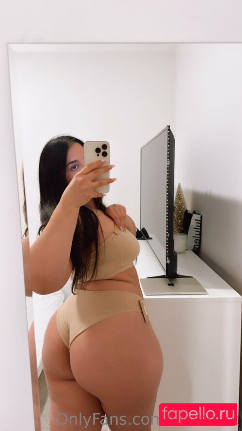 _isabelxx / u38201842 Nude Onlyfans Photo 17