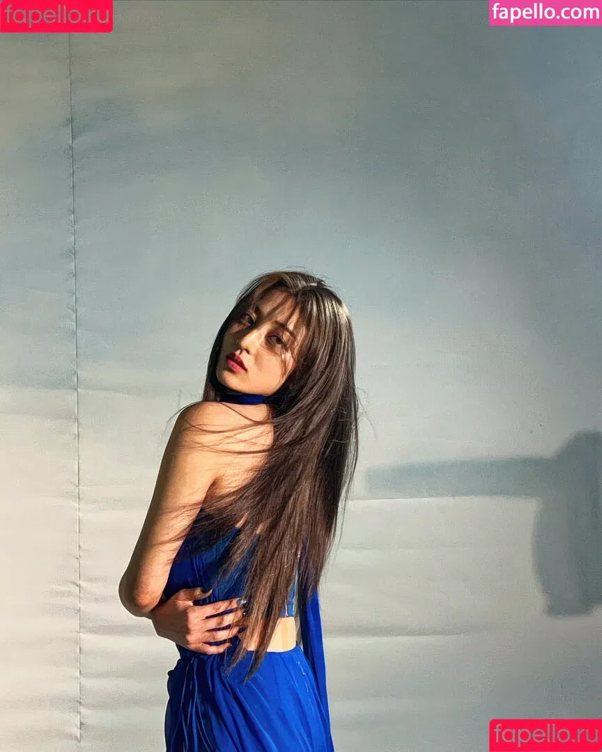 Jihyo / Park Ji-hyo / TWICE / _zyozyo / 박지효 Onlyfans Photo Gallery 