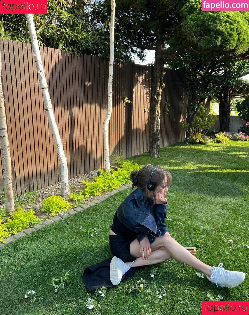 Jihyo / Park Ji-hyo / TWICE / _zyozyo / 박지효 Onlyfans Photo Gallery 