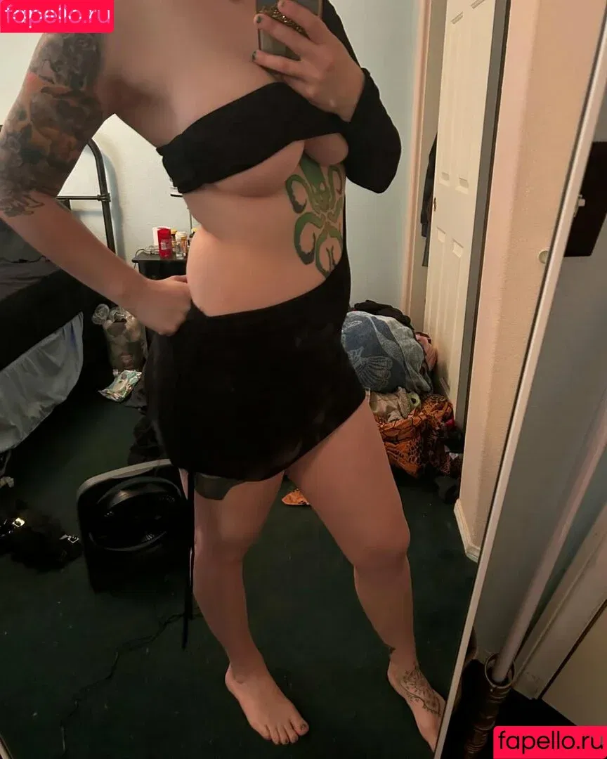 Rose / d4rthrose / roseuwu__ / rosexxo__ / rubirose Onlyfans Photo Gallery 