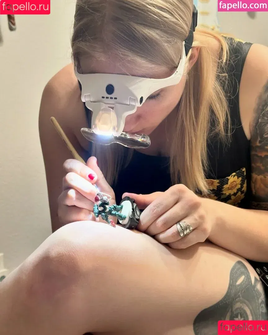 Rose / d4rthrose / roseuwu__ / rosexxo__ / rubirose Onlyfans Photo Gallery 