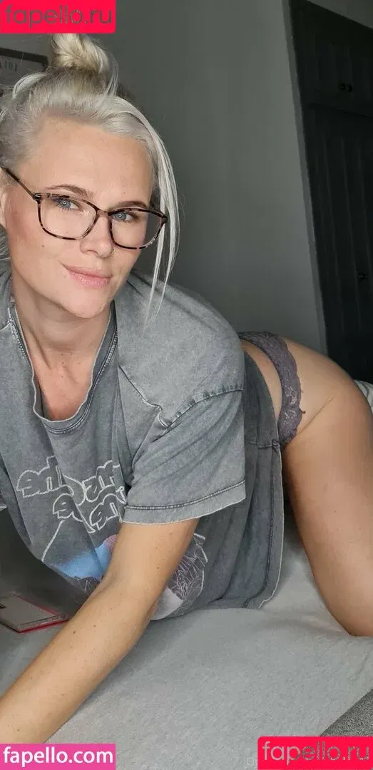 Abi Fox / abi_fox_ / abifox12 Onlyfans Photo Gallery 