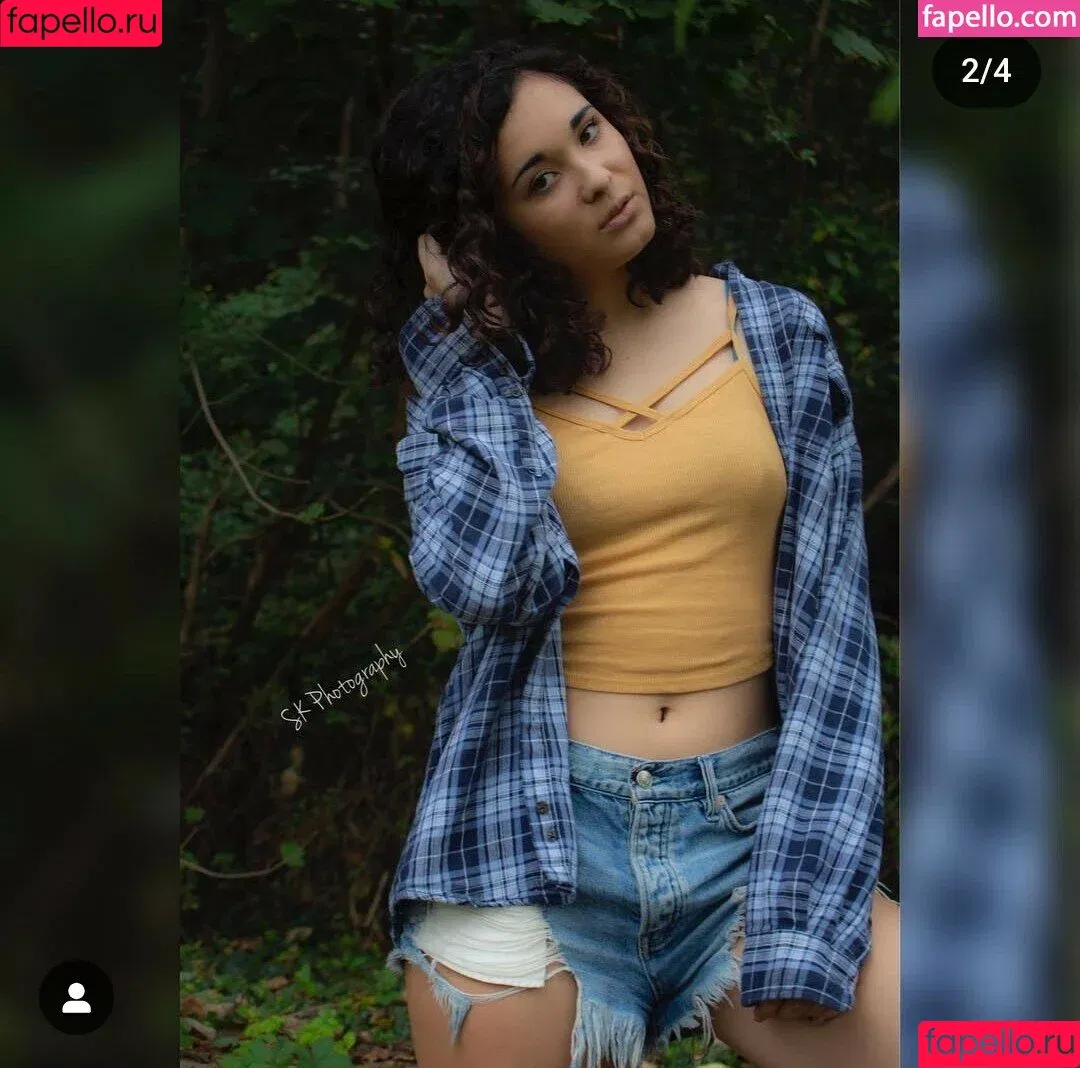 Meghan Lane / meghan__lane_ / meglane / megzylane Onlyfans Photo Gallery 