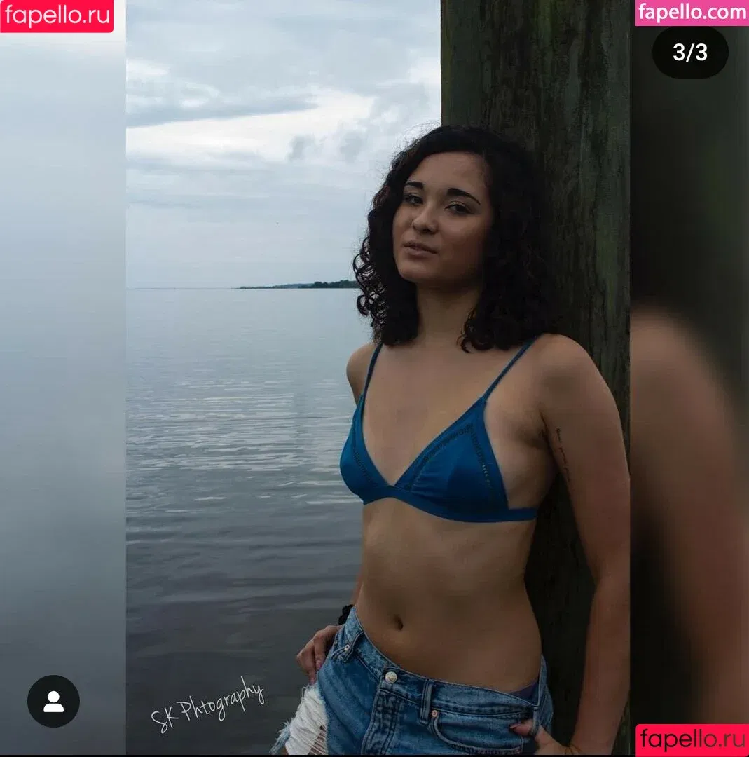 Meghan Lane / meghan__lane_ / meglane / megzylane Onlyfans Photo Gallery 