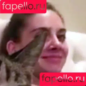 Alison Brie / alisonbrie Onlyfans Photo Gallery 