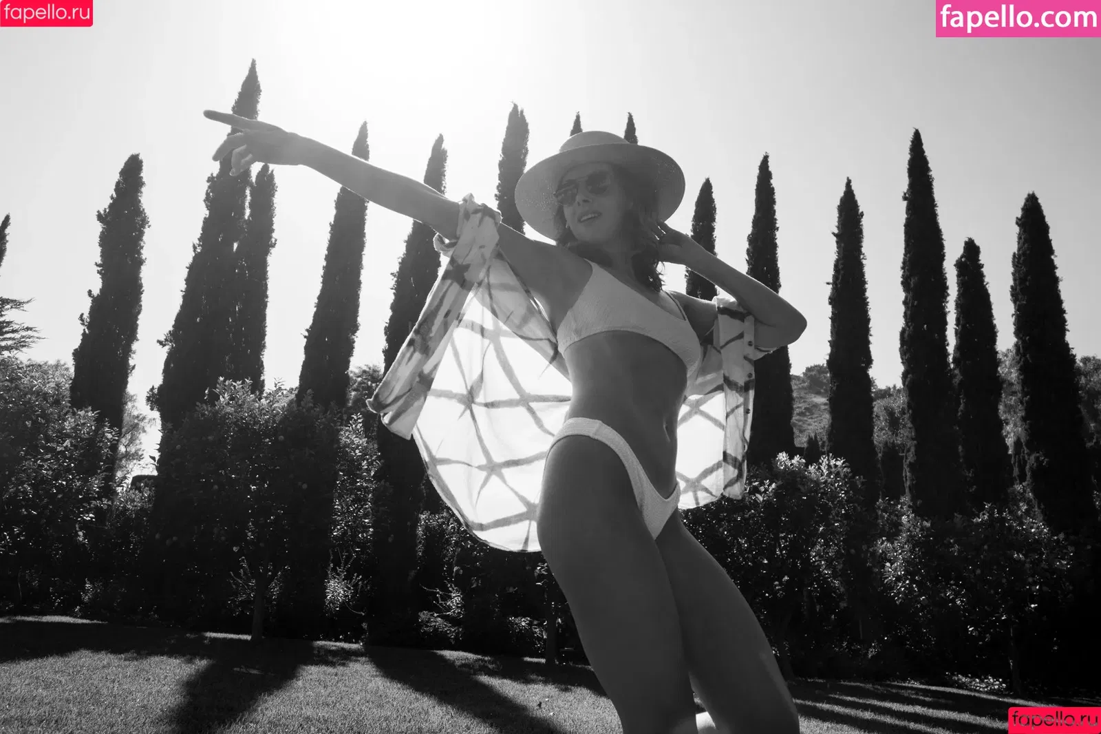 Alison Brie / alisonbrie Onlyfans Photo Gallery 