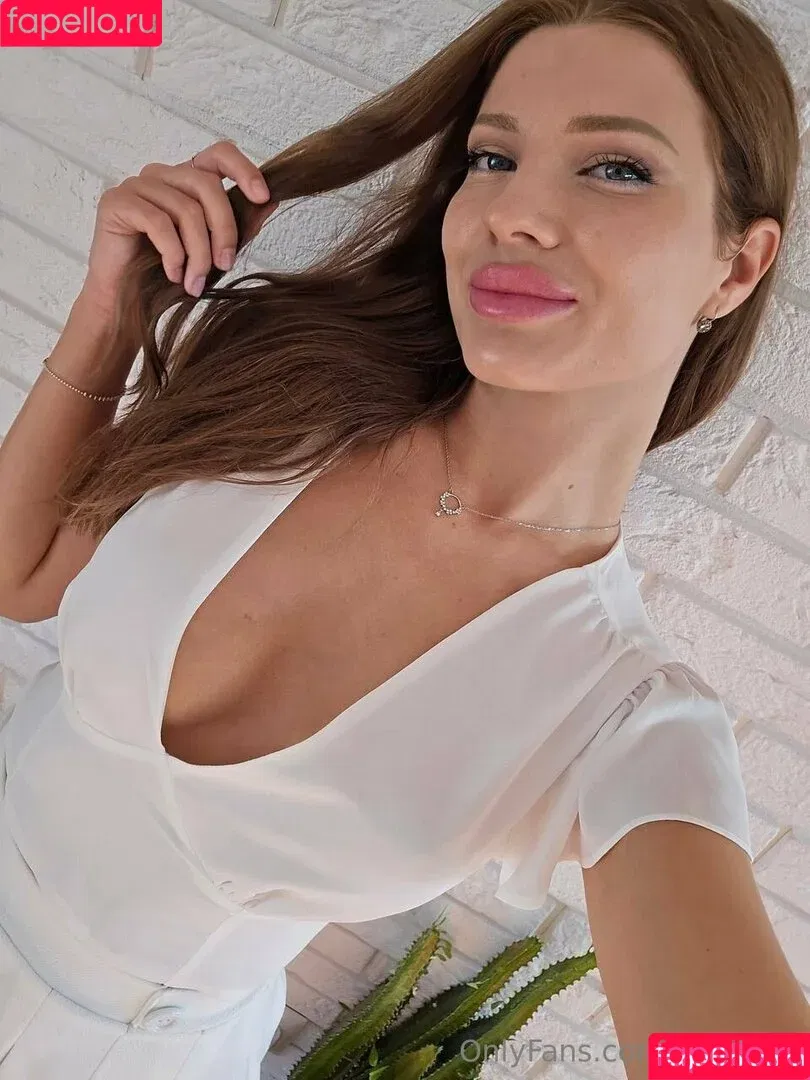 alexandra_foxy Onlyfans Photo Gallery 