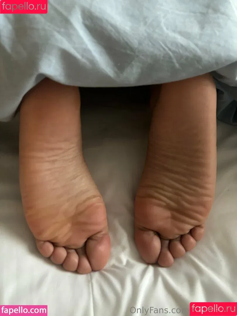 _shy.soles / shys.soles Onlyfans Photo Gallery 