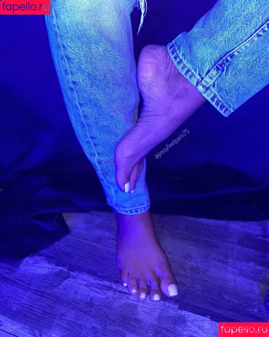 Jessyfeetparis / jessyfeetparis75 / paris_jessy Onlyfans Photo Gallery 